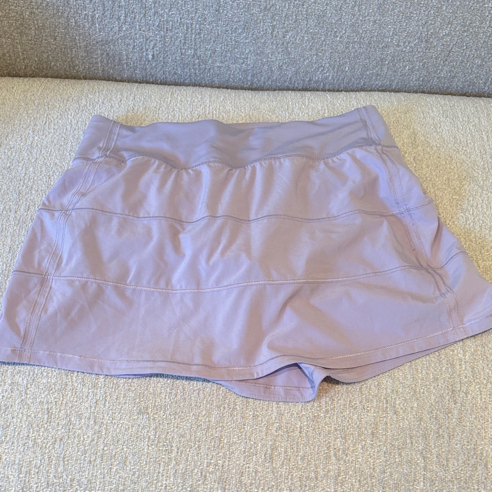 Lululemon Pace Rival Mid Rise Skirt. Size 6.